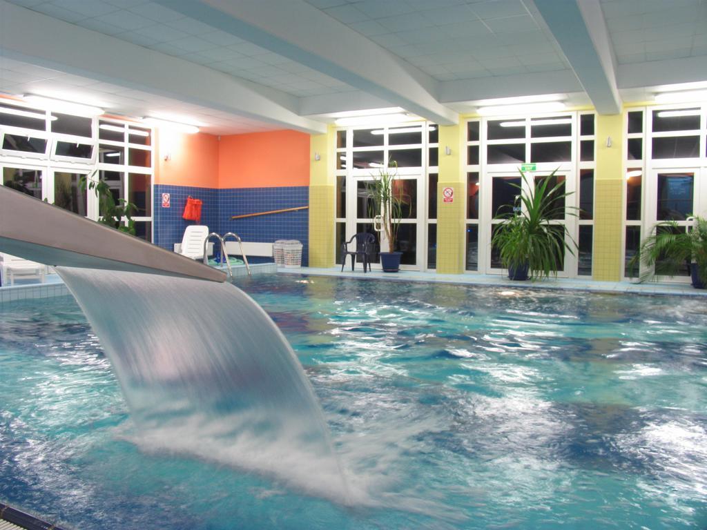 Hotel *** Nat Колобжег Экстерьер фото